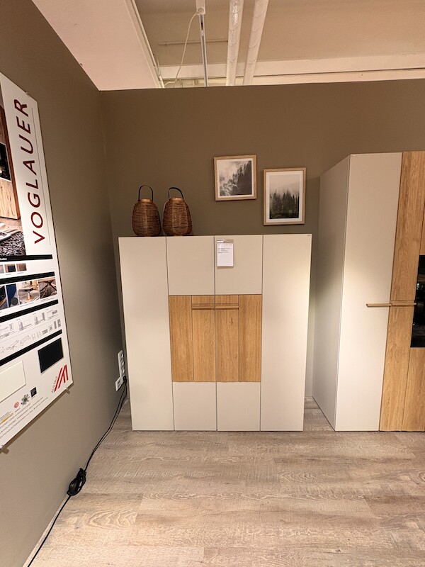 Highboard