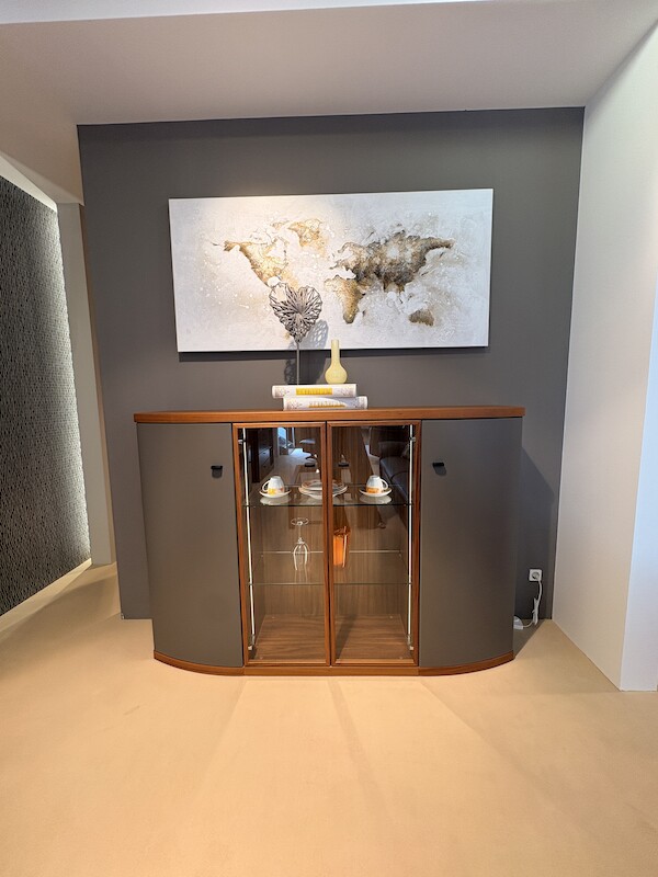 Sideboard